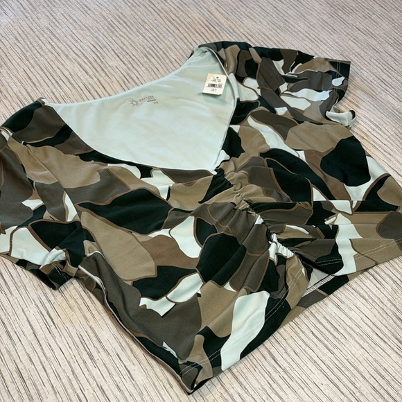 NWT Offline Aerie Real Me Ruched Athletic Top - Picture 9 of 11